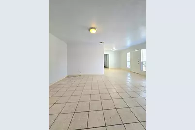 5017 Chapman Street #5019, Fort Worth, TX 76105 - Photo 6