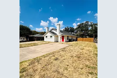 1701 Justin Lyn Street, Arlington, TX 76012 - Photo 1