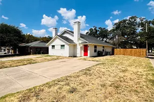 1701 Justin Lyn St, Arlington, TX 76012 - Photo 1