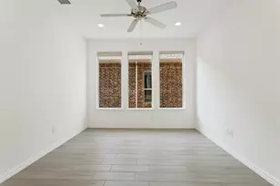 2121 Esher Dr, Little Elm, TX 75068 - Photo 10