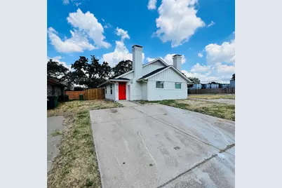 1703 Justin Lyn Street, Arlington, TX 76012 - Photo 1