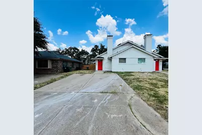 1703 Justin Lyn Street, Arlington, TX 76012 - Photo 2