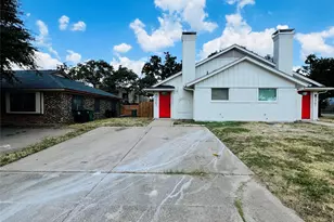 1703 Justin Lyn St, Arlington, TX 76012 - Photo 2