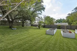 8505 Treetop Ct, Fort Worth, TX 76179 - Photo 32