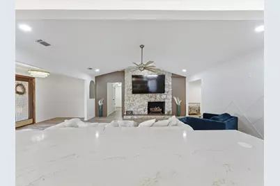 8505 Treetop Court, Fort Worth, TX 76179 - Photo 10