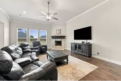 813 Rustic Trail, Midlothian, TX 76065 - Photo 4
