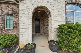 813 Rustic Trl, Midlothian, TX 76065 - Photo 2