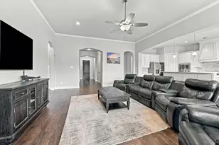813 Rustic Trl, Midlothian, TX 76065 - Photo 6
