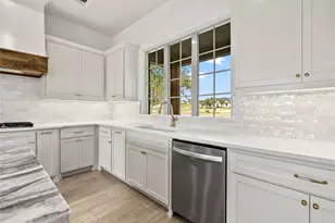 504 Bush Ct, Weatherford, TX 76085 - Photo 16
