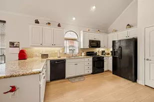529 Branding Iron Trail, Fort Worth, TX 76131 - Photo 2