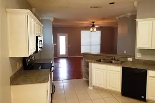 1100 Raleigh Dr, Lewisville, TX 75077 - Photo 8