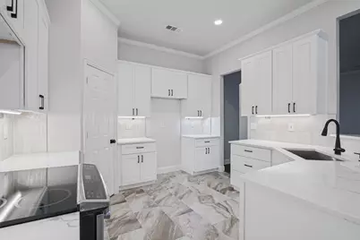 2907 Bluffview Drive, Garland, TX 75043 - Photo 10