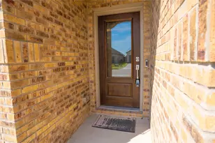 7109 Dandelion Rd, McKinney, TX 75071 - Photo 2