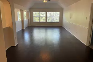 714 Crockett Dr, Mansfield, TX 76063 - Photo 2
