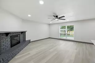 5221 Knox Dr, The Colony, TX 75056 - Photo 16