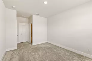 1751 Shumard St, Waxahachie, TX 75165 - Photo 18