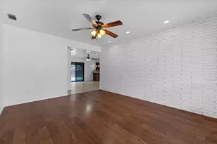 817 Warren Way, Richardson, TX 75080 - Photo 4