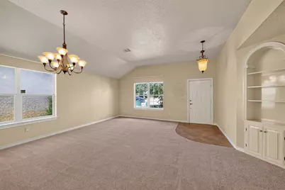 501 Roundrock Lane, Fort Worth, TX 76140 - Photo 4