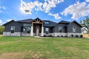 735 Co Rd 3355, Paradise, TX 76073 - Photo 1