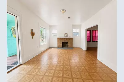 707 W Brooklyn Avenue, Dallas, TX 75208 - Photo 4