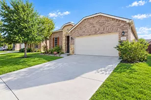 7704 Anatolian Way, Fort Worth, TX 76131 - Photo 2