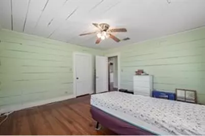 708 E Pine Street, Edgewood, TX 75117 - Photo 20