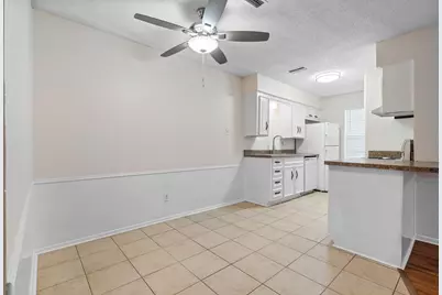 726 E Pecan Street, Hurst, TX 76053 - Photo 8