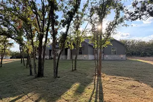 729 Co Rd 3355, Paradise, TX 76073 - Photo 2