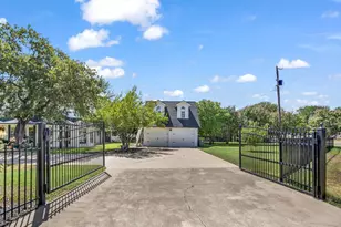 105 Mariah Dr, Weatherford, TX 76087 - Photo 2