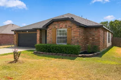 849 Canyon Cove Drive, Burleson, TX 76028 - Photo 2