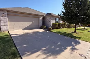 3029 Adrian Creek Dr, Little Elm, TX 75068 - Photo 14