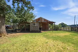 311 Dennis Rd, Lipan, TX 76462 - Photo 28