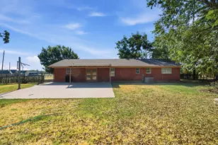 311 Dennis Rd, Lipan, TX 76462 - Photo 24