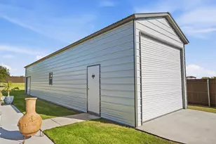110 Oak View Dr, Godley, TX 76044 - Photo 22