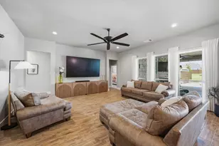 110 Oak View Dr, Godley, TX 76044 - Photo 4