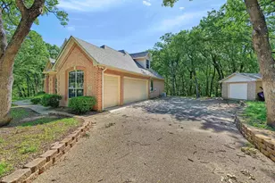 1090 Riley Rd, Whitesboro, TX 76273 - Photo 36