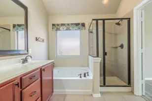 712 Cheryl St, Crowley, TX 76036 - Photo 14