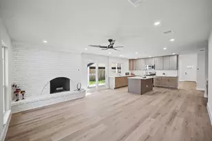 3225 Collins Blvd, Garland, TX 75044 - Photo 12