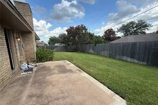 5912 Pleasant Hill Dr, Arlington, TX 76016 - Photo 12