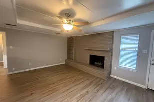 5912 Pleasant Hill Dr, Arlington, TX 76016 - Photo 6