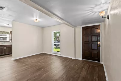 3505 S Columbine Lane, Grand Prairie, TX 75052 - Photo 6