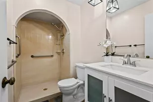 3505 S Columbine Ln, Grand Prairie, TX 75052 - Photo 18