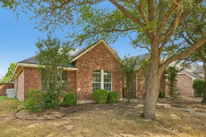 517 Azalea Drive, Glenn Heights, TX 75154 - Photo 2