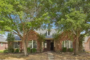 517 Azalea Dr, Glenn Heights, TX 75154 - Photo 1