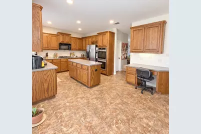 25 Ridgewood Drive, Trophy Club, TX 76262 - Photo 6