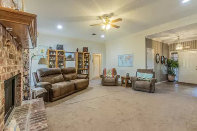 704 Saratoga Drive, Robinson, TX 76706 - Photo 2