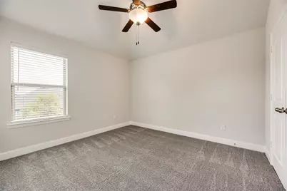 5104 Shallow Pond Drive, Little Elm, TX 76227 - Photo 16