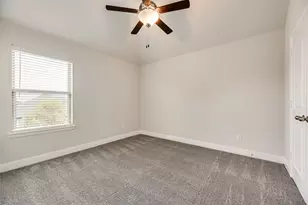 5104 Shallow Pond Dr, Little Elm, TX 76227 - Photo 16