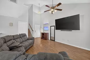765 River Hill Ln, Fort Worth, TX 76114 - Photo 6