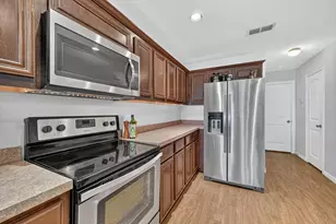 765 River Hill Ln, Fort Worth, TX 76114 - Photo 14